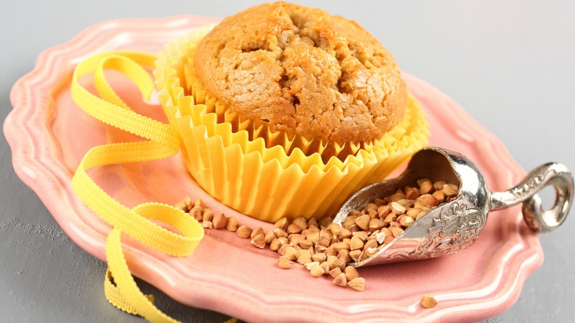 Muffins di grano saraceno al cioccolato bianco